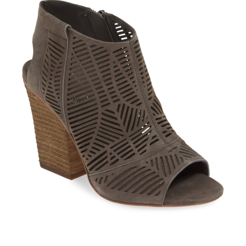 Vince Camuto - Worn one time , like new Vince Camuto